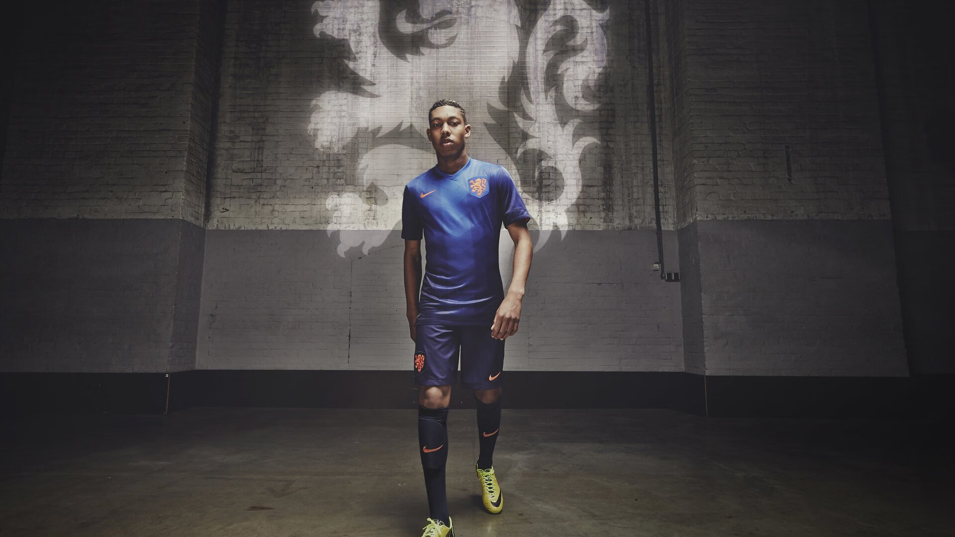 当足球遇见F1，阿拉巴在摩纳哥的智利式接管