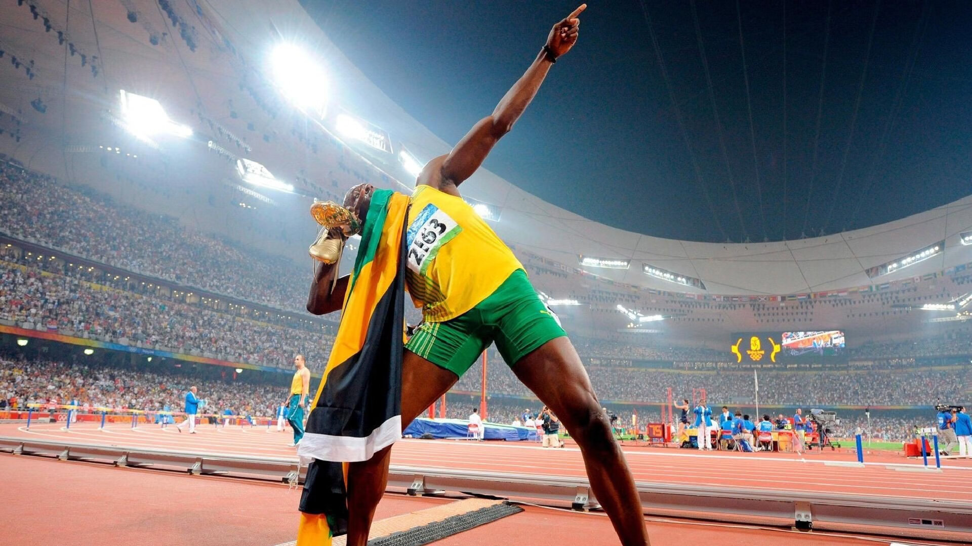 巴萨新星闪耀，马丁内利一锤定音力克葡萄牙劲旅